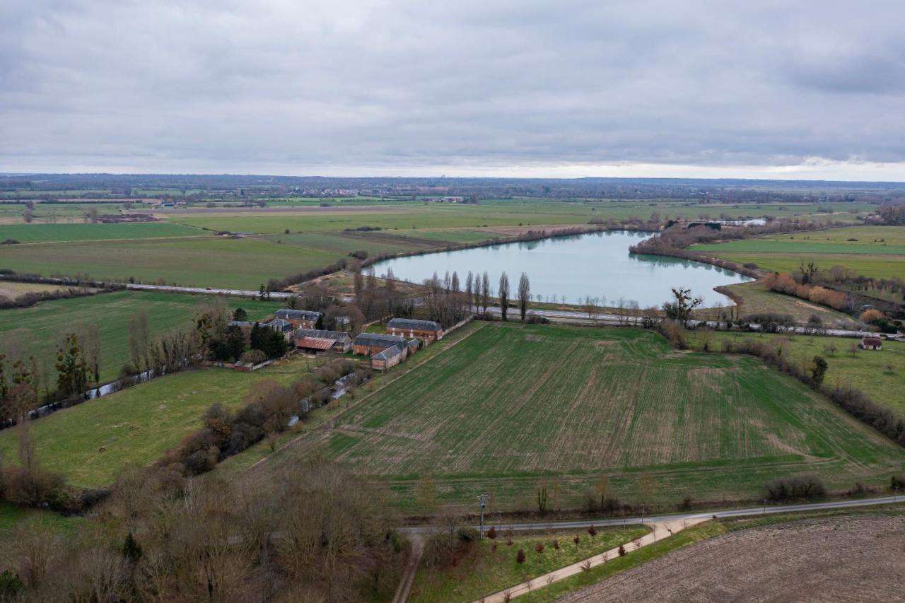 Charmante chaumière romantique avec piscine chauffée Bieville-en-Auge Extérieur photo